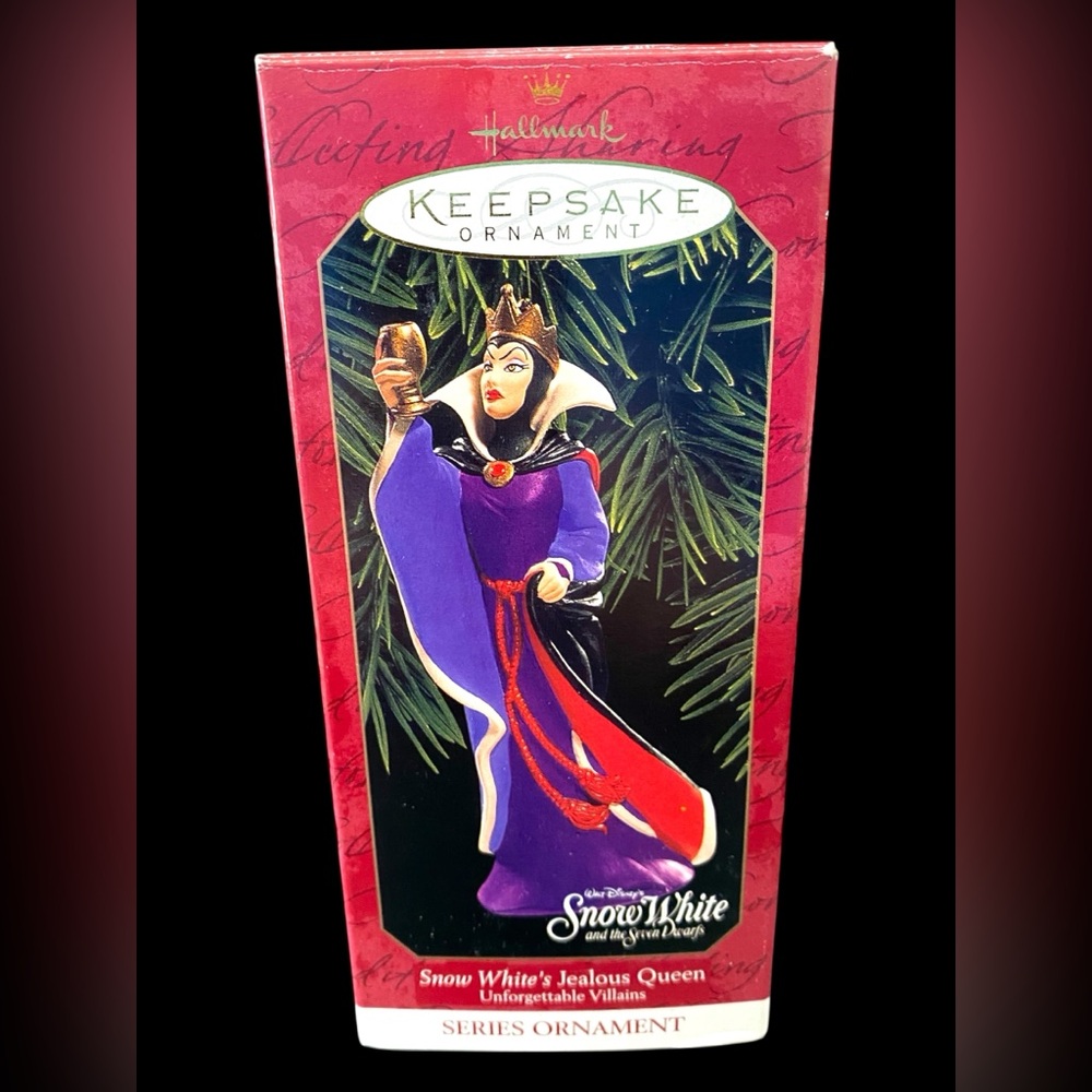 Vintage USED Hallmark Keepsake Ornament Disney Snow White's Jealous Queen 1999